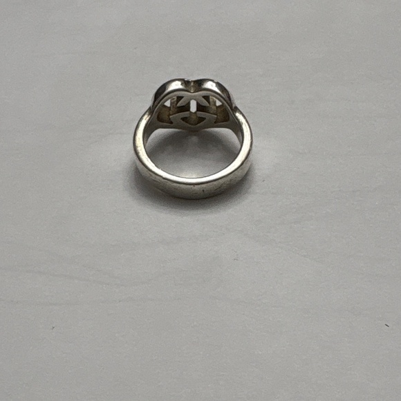 Gucci Heart Ring - Picture 2 of 2